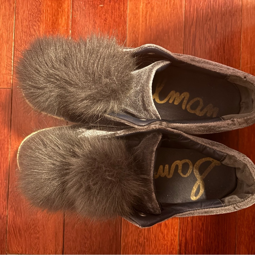 Sam Edelman Charcoal Fur Pom Pom Slippers